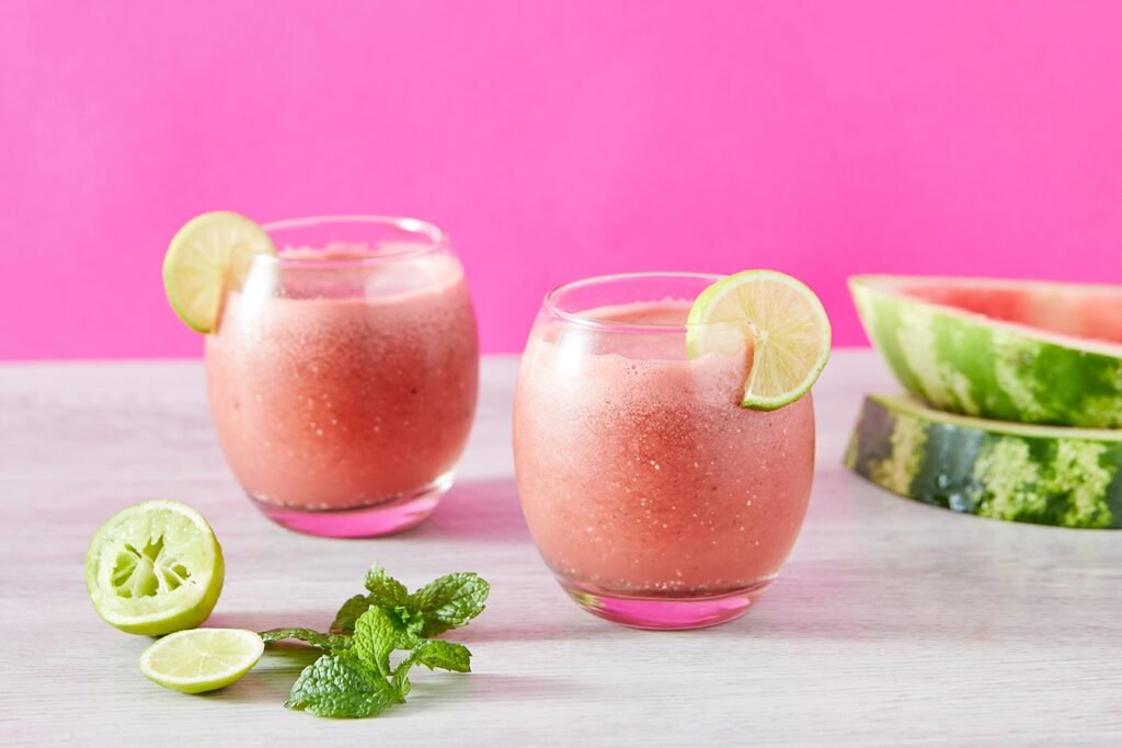 Este fruto subestimado está repleto de vitamina C (e é um + para a saúde imunológica) 1 Este fruto subestimado está repleto de vitamina C (e é um + para a saúde imunológica)