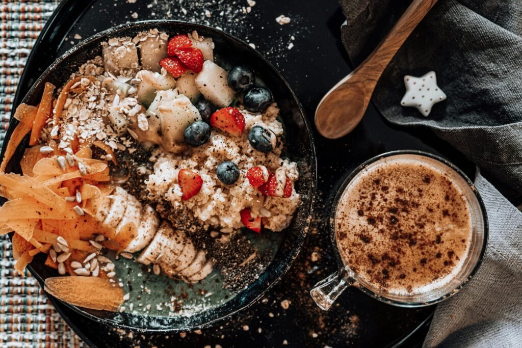 Desperte o Sabor do Seu Café da Manhã com Granola de Maçã e Especiarias 1 Desperte o Sabor do Seu Café da Manhã com Granola de Maçã e Especiarias