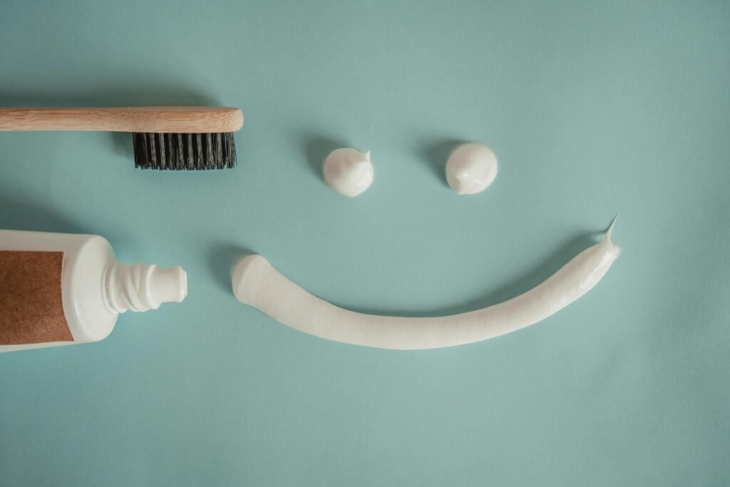 3 Hábitos de Saúde Oral a Evitar para um Sorriso Mais Saudável 1 3 Hábitos de Saúde Oral a Evitar para um Sorriso Mais Saudável