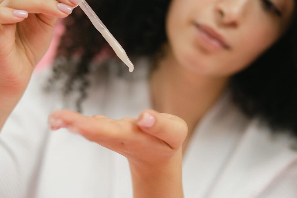Sua pele está desidratada? Descubra o truque para identificar e tratar a desidratação 1 Sua pele está desidratada? Descubra o truque para identificar e tratar a desidratação