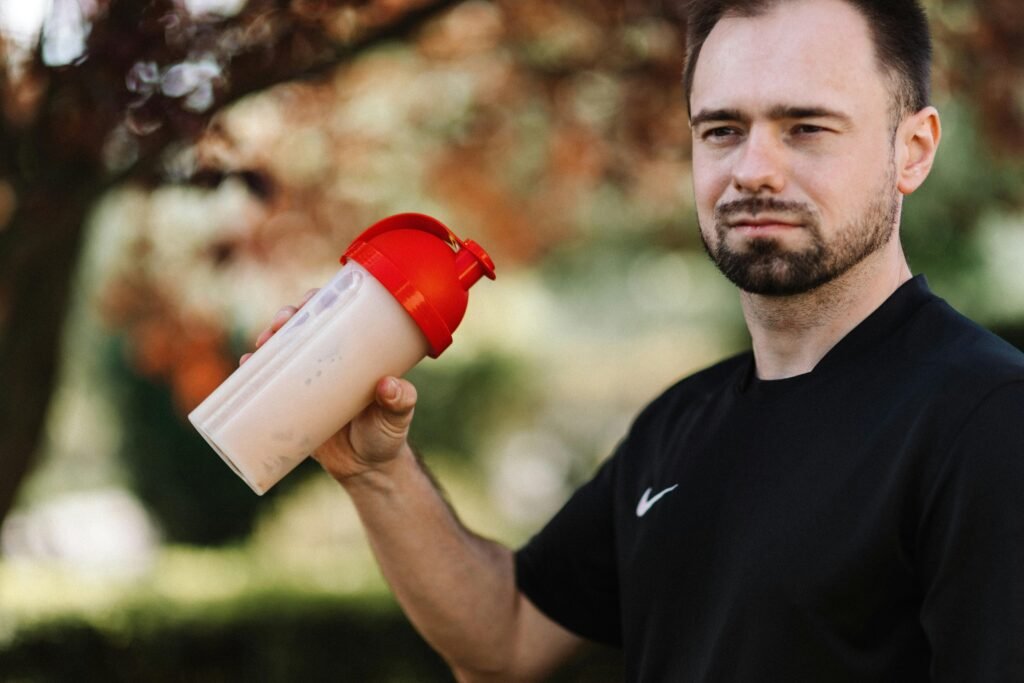 Devo Consumir Proteína Antes ou Depois do Treino? 1 Devo Consumir Proteína Antes ou Depois do Treino?