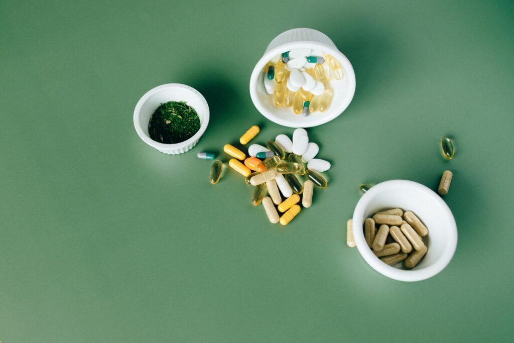 Vitamina D vs Biotina: Qual é Melhor para a Saúde dos Cabelos? 1 Vitamina D vs Biotina: Qual é Melhor para a Saúde dos Cabelos?