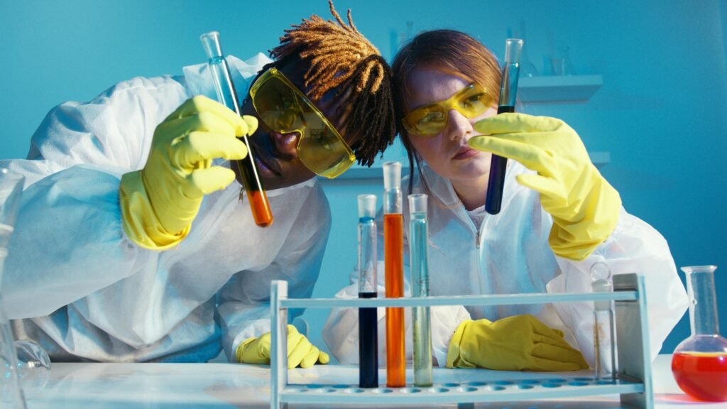 Impactos da decisão de Trump no futuro das vacinas de mRNA e da preparação para pandemias 1 Impactos da decisão de Trump no futuro das vacinas de mRNA e da preparação para pandemias